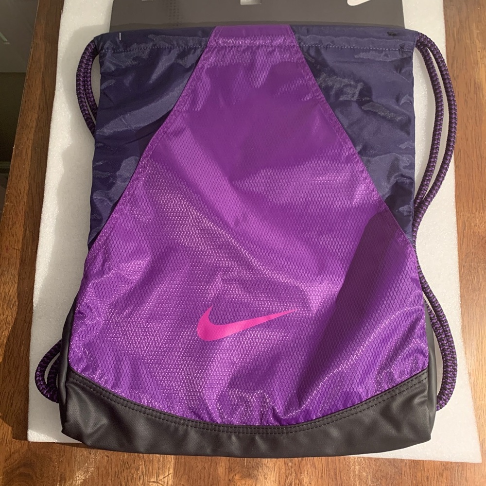 Nike 🏀 Ball Sports Drawstring Bag